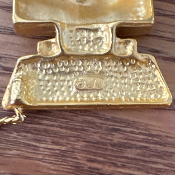 JJ Vintage Cat Mouse Pin Brooch Error Computer Desktop Dangle Signed 1980s BinAH - Picture 3 of 5